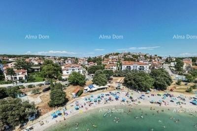 Prodaja luksuznog stana sa dvije etaže, prvi red do mora, Pješčana uvala!