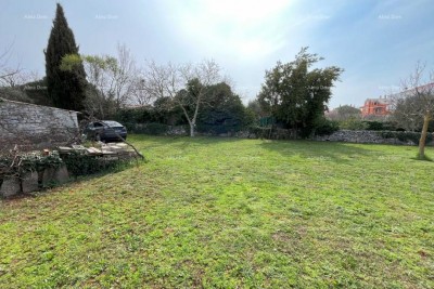 Peroj, građevinsko zemljište površine 1336 m²