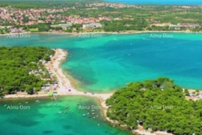 Prodaje se građevinsko zemljište 615 m2, Medulin