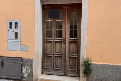 Prodaje se novouređeni poslovni prostor, 34m2, Fažana