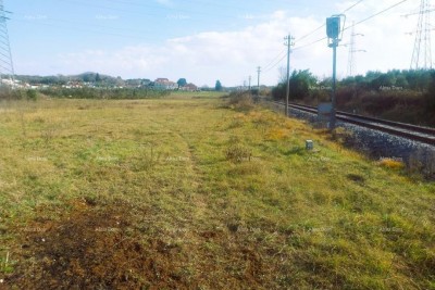 Prodaja – gospodarsko zemljišče I2, Pula | 10.010 m²