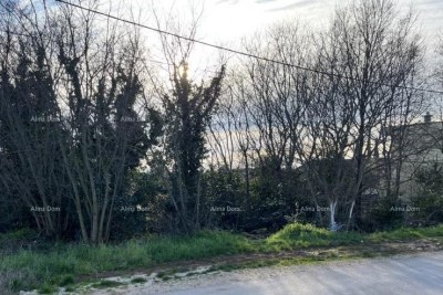 Građevinsko zemljište, 1.020 m²,  Umag