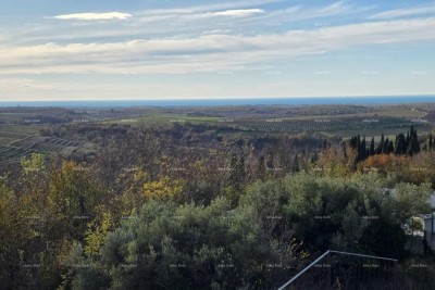 Buje –  atraktivno zemljište s pogledom na more