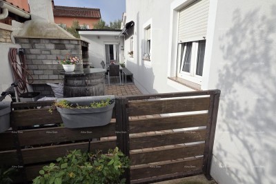 Šišan – pritlični stan 72 m² z dvoriščem
