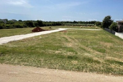Prodaja građevinskog zemljišta na lijepoj lokaciji, blizina Pule, Loborika!