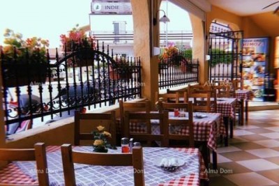 Prodaja poslovno-stambenog objekta (kuća i restoran) u  Medulinu!