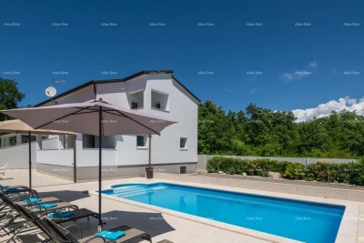 Dvojna vila s bazenom – okolica Poreča