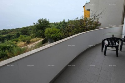 Pula, Vidikovac! Prodaja, stan 61 m². Visoko prizemlje.
