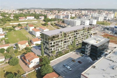 Pula! Večstanovanjska, moderna zgradа s liftom, blizu centra. Stan z velikim parkirnim mestom S78