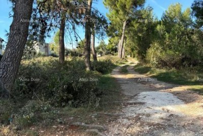 Medulin – poljoprivredno zemljište uz granicu građevinske zone
