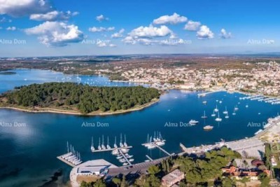 Medulin, samostojeća kuća s više stambenih jedinica – blizina mora