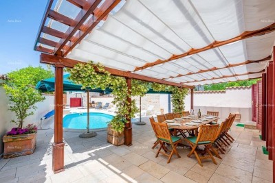 Zu verkaufen: renoviertes Istrienhaus mit Pool – Kanfanar, 208 m², zwei Objekte