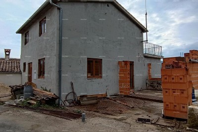 Haus mit Blick auf den See – Pazin