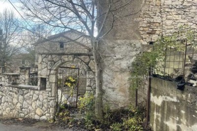 Kamena starina s velikim potencijalom, blizu Labina
