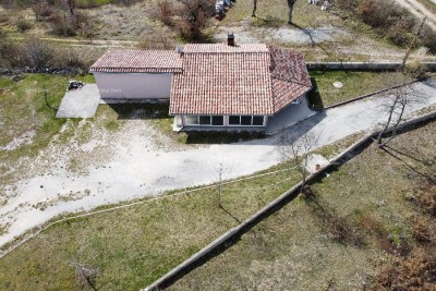 In der Nähe von Marcana, Haus auf einem großen Grundstück von 26.000 m2