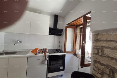 Prodaje se renovirana kamena kuća u centru grada Vodnjan