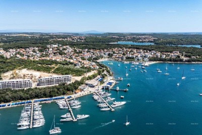 Prodaja modernih stanova u eksluzivnoj zgradi sa pogledom na marinu, Pula!