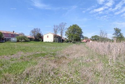 Poreč,  četiri građevinske parcele ukupne površine 3.407 m²