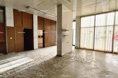 Poslovni prostor na prodajo – Veruda, Pula