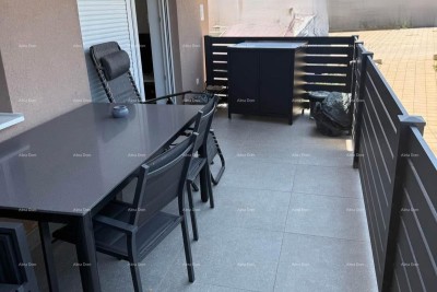 Medulin – Wohnung mit Parkplatz, 250 m vom Meer entfernt