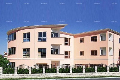 Rovinj – Poslovna zgrada u gospodarskoj zoni, 1476 m² + zemljište 1683 m²