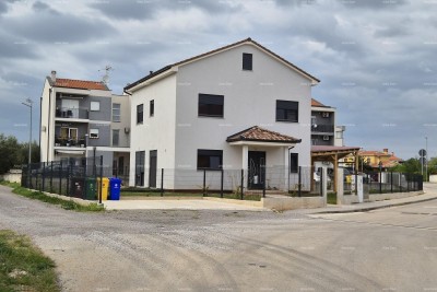 Prodaja moderne montažne kuće u Fažani – 300 m od mora, možnost dozidave