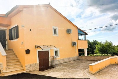 Haus Karojba