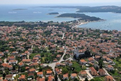 Medulin, građrvinsko zemljište za gradnju kuće za odmor.