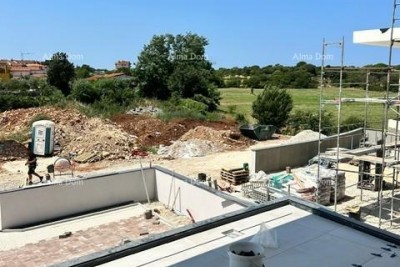 Zum Verkauf: Wohnung in einem kleinen Gebäude mit nur vier Wohnungen!