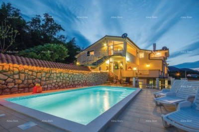 Luksuzna villa s 7 apartmana, Opatija!