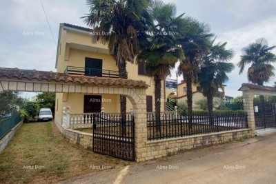 Prodaje se samostojeća kuća, 165 m2, Poreč