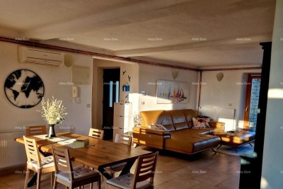 BUJE – Kuća  s bazenom i panoramskim pogledom